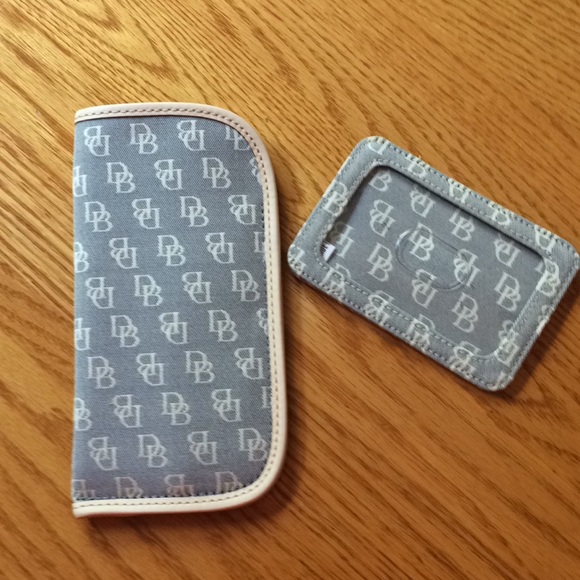 Dooney & Bourke Blue Signature Purse - Picture 8 of 8